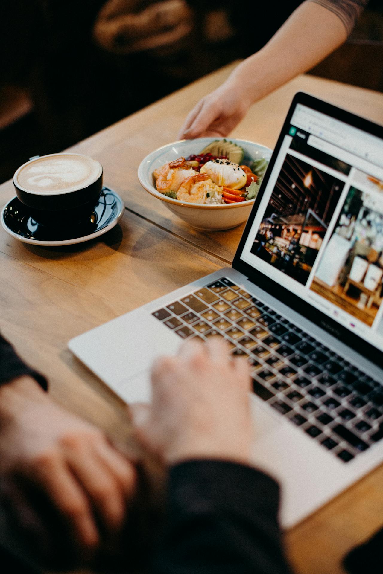 Online weboldal készítés bárhol Online weboldal készítés bárhol