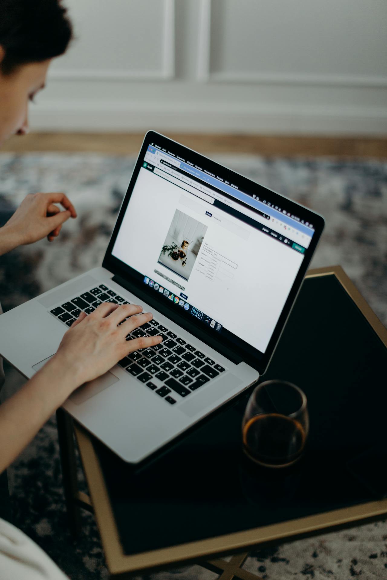 Online weboldal készítés otthon Online weboldal készítés otthon