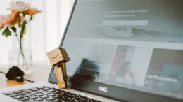 Ingyen weboldal saját domain egyszerűen